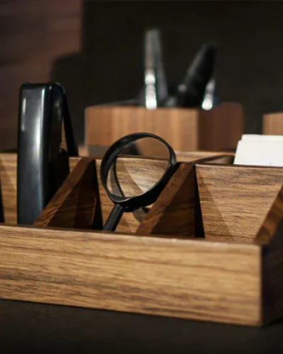 STYLO-Desk-Organizer-Walnut-Objecttt-2_650x